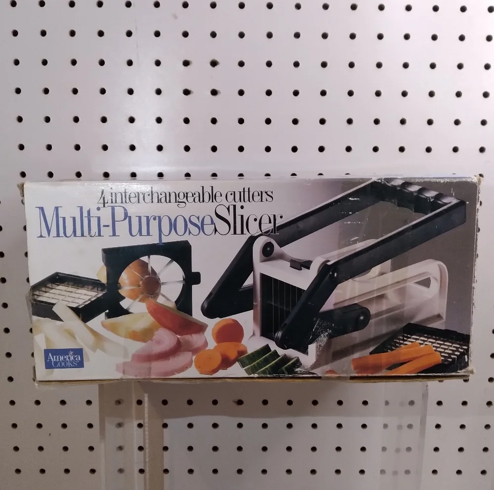 Milti-Purpose Slicer With 4 Interchangeable Cutters | Lids Off